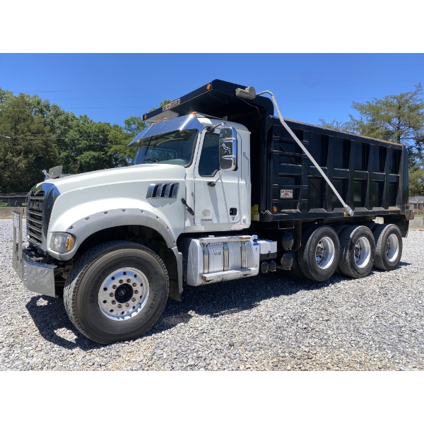 2020 MACK GR84F Dump Truck