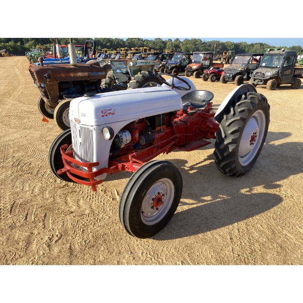 FORD  Farm Tractor