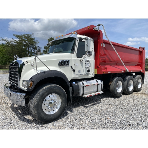 2016 MACK GU713 Dump Truck