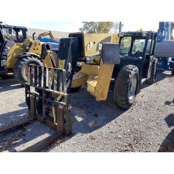 2014 CAT TL943C Forklift - Telehandler