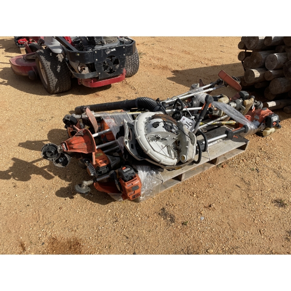 STRING TRIMMERS & BLOWERS