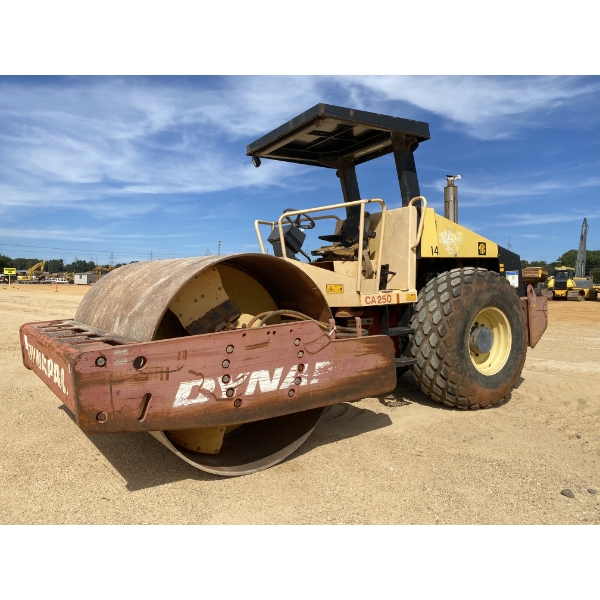 2007 DYNAPAC CA250D Roller