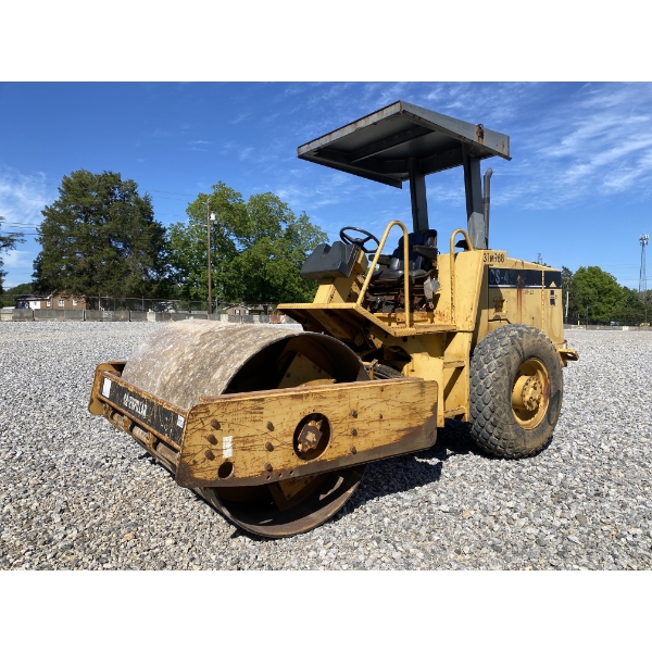 1999 CAT CS-433C Roller