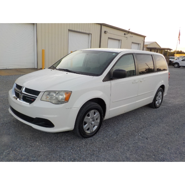 2012 DODGE CARAVAN Passenger Van