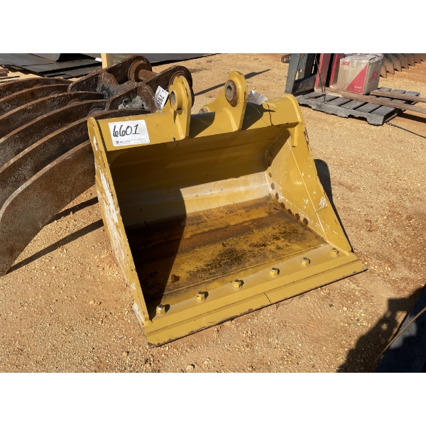 CAT 48" BUCKET