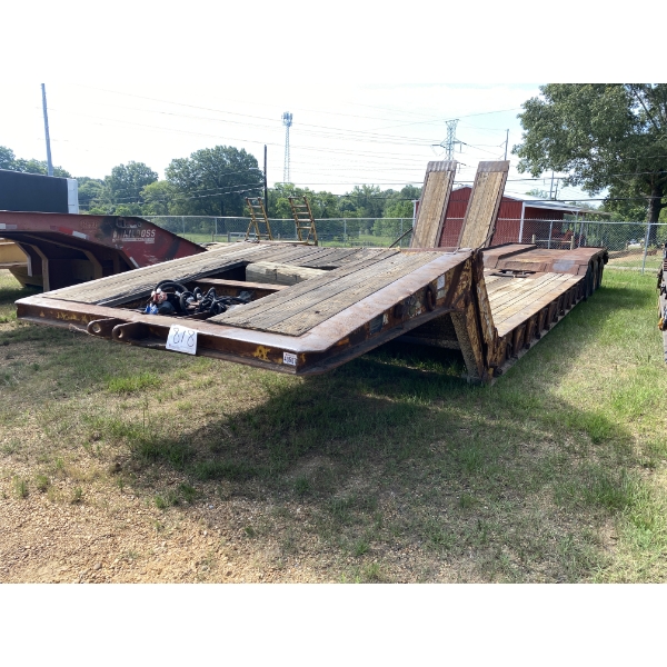 1979 LOAD KING 403DV Lowboy Trailer