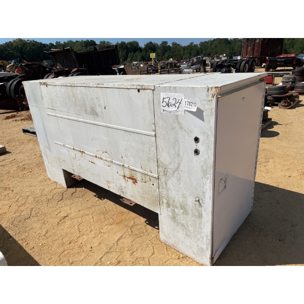 TRUCK TOOL BOX