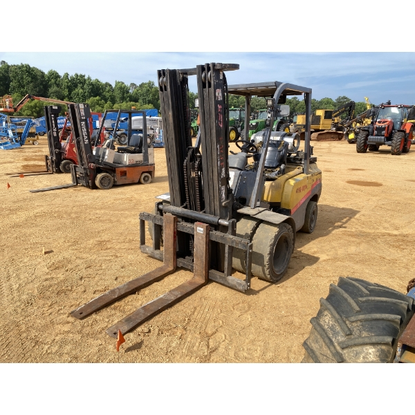 KBZ FG40 Forklift - Mast