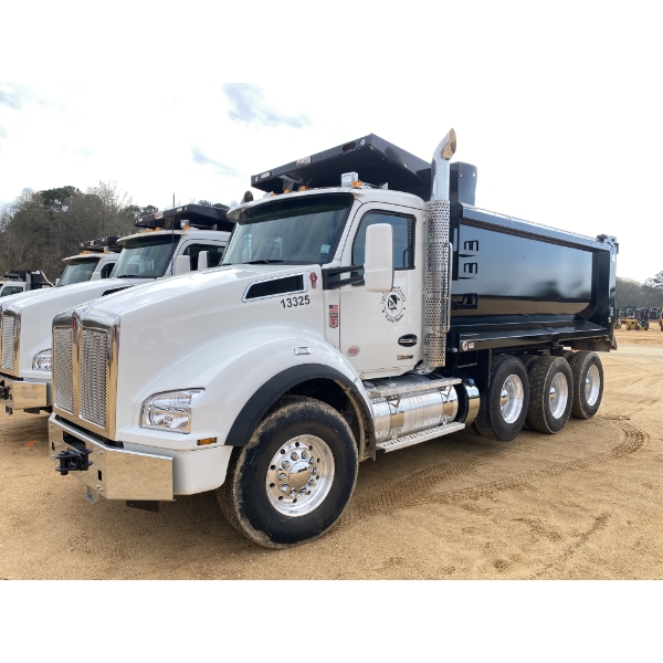 2025 KENWORTH T880 Dump Truck