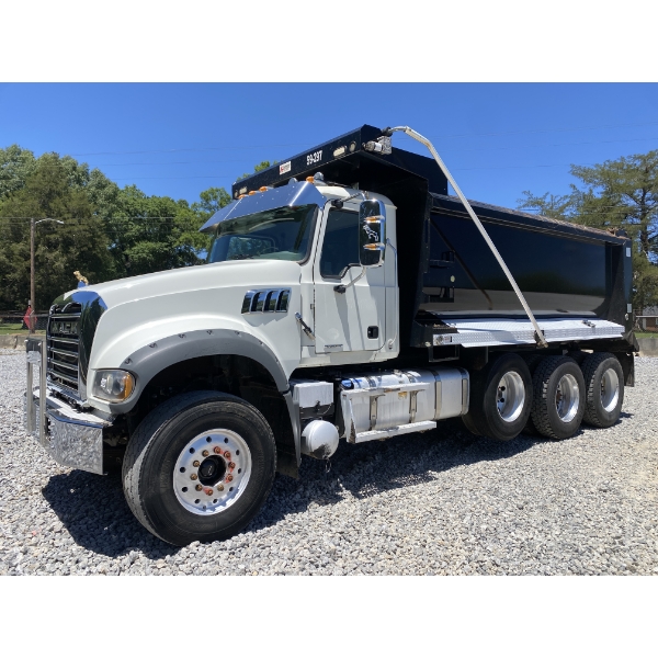 2022 MACK GR64F Dump Truck
