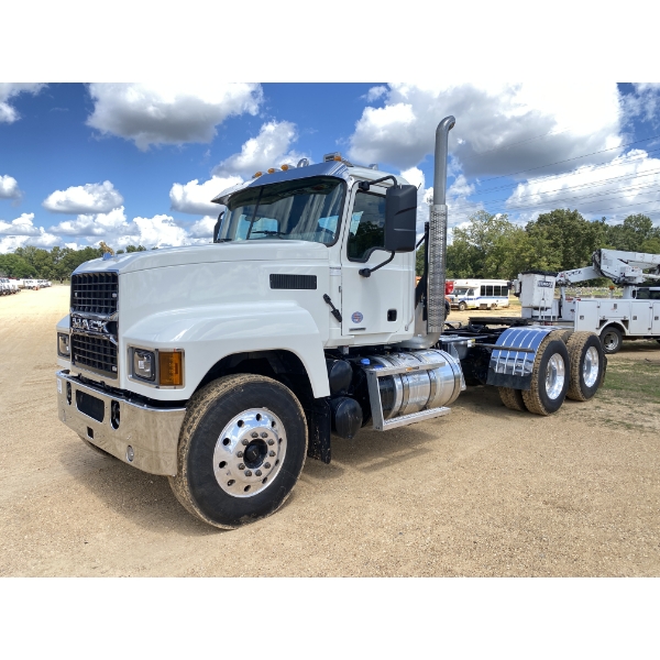 2026 MACK PI64T Day Cab Truck