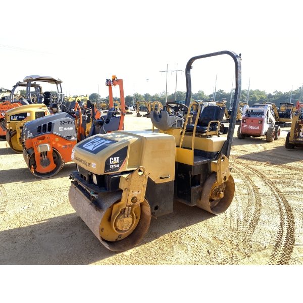 2006 CAT CB224E Roller