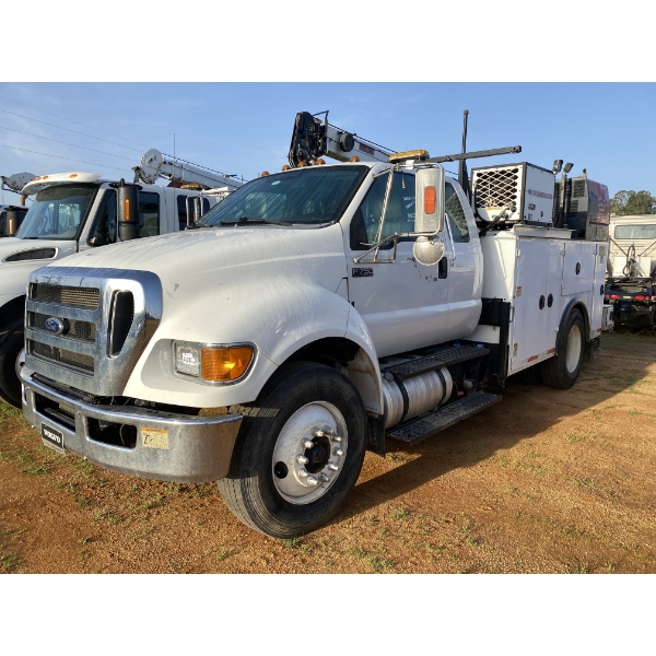2015 FORD F750 XLT Service / Mechanic Truck