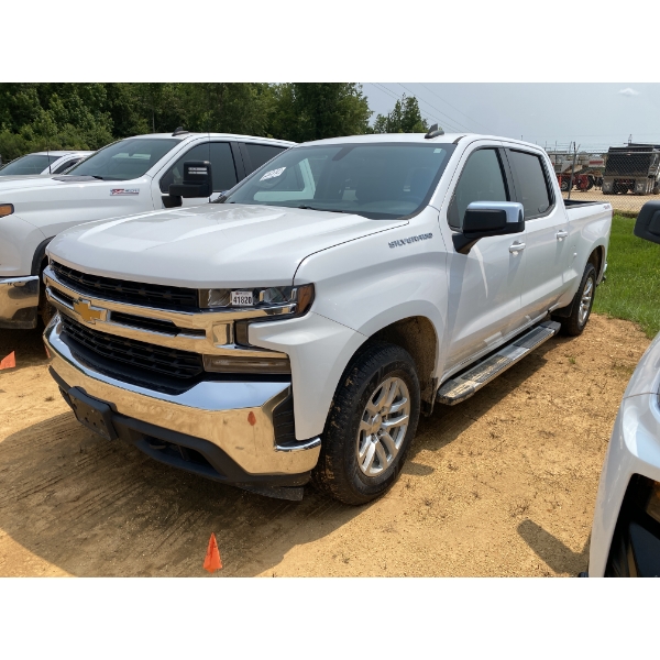 2020 CHEVROLET SILVERADO LT Pickup Truck
