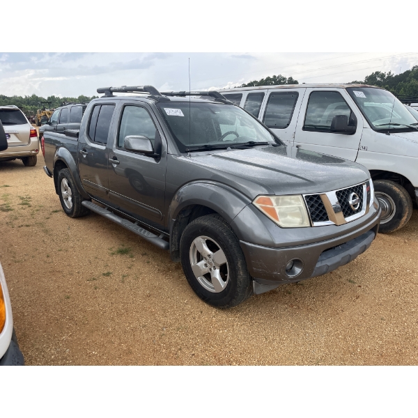 2007 NISSAN FRONTIER LE Pickup Truck