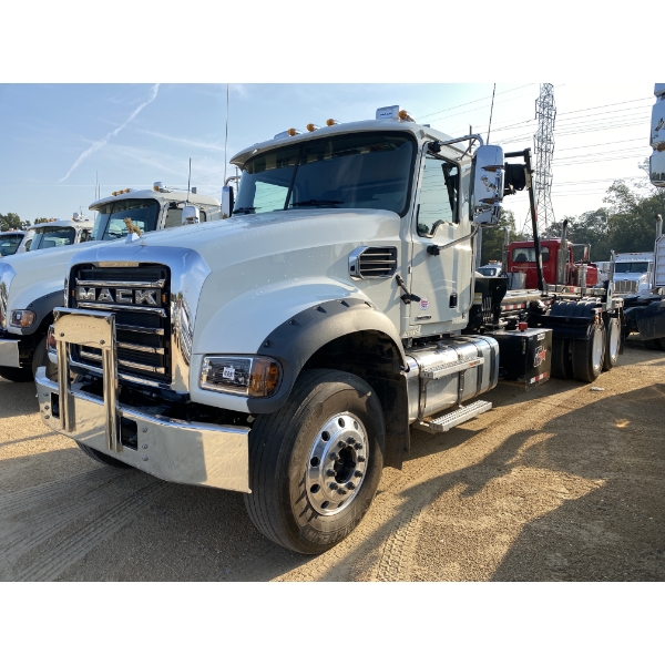 2025 MACK GR64F Roll Off Truck