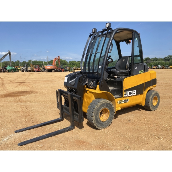 2017 JCB TLT35D Forklift - Telehandler