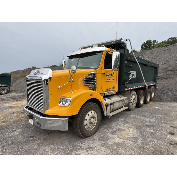 2014 FREIGHTLINER CORONADO Dump Truck