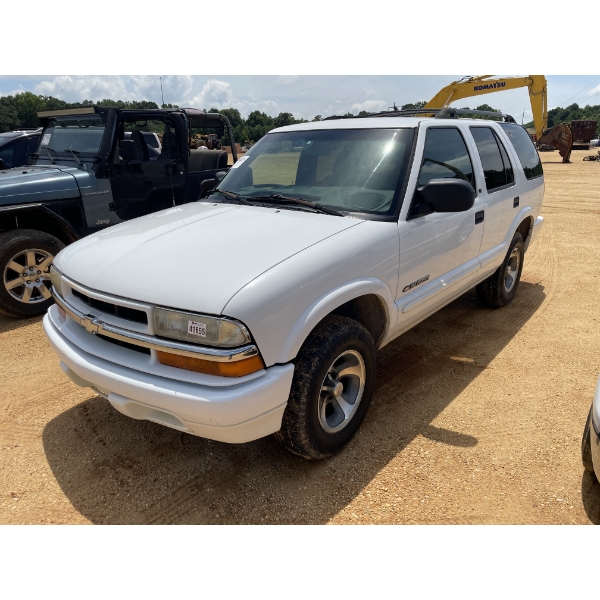 2002 CHEVROLET BLAZER LS SUV