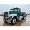 Image 1 : 2015 MACK CHU613 Day Cab Truck