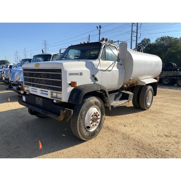 1984 CHEVROLET KODIAK Water Truck