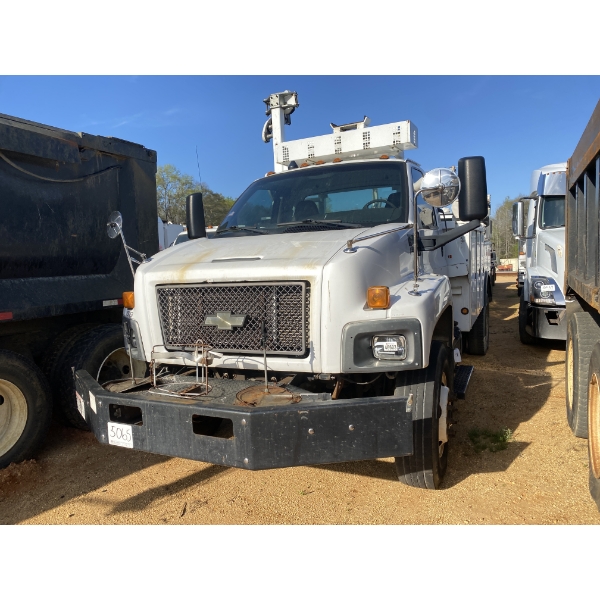 2007 CHEVROLET C7500 Reel  / Tubing Truck
