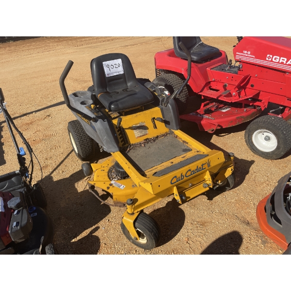 CUB CADET CYCLOCUS 42" ZERO TURN Lawn Mower