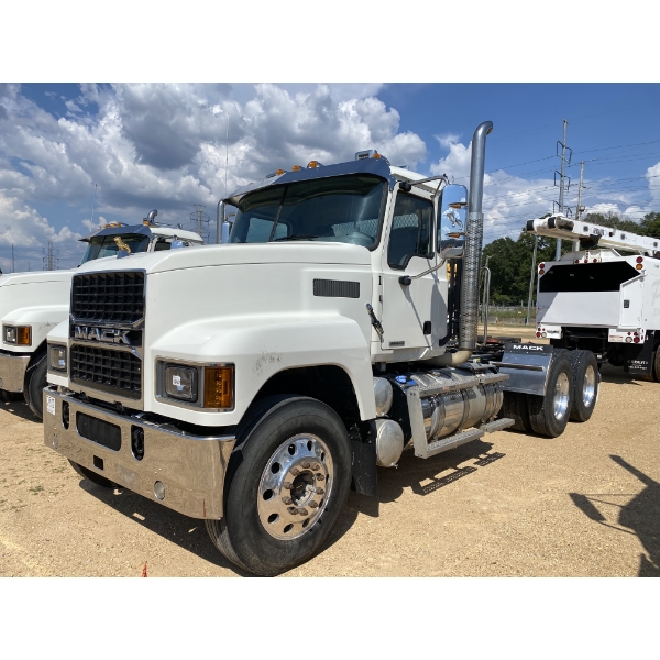 2024 MACK PI64T Day Cab Truck