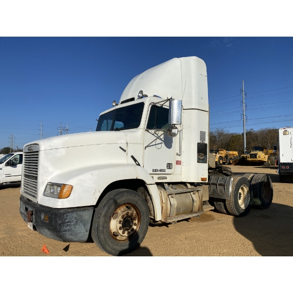 1997 FREIGHTLINER FLD Day Cab Truck