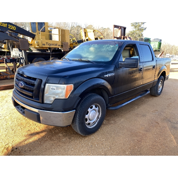 2010 FORD F150 XL Pickup Truck