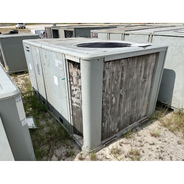 2011 TRANE AIR CONDITIONER UNIT