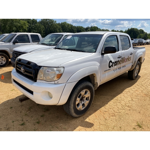 2008 TOYOTA TACOMA Pickup Truck
