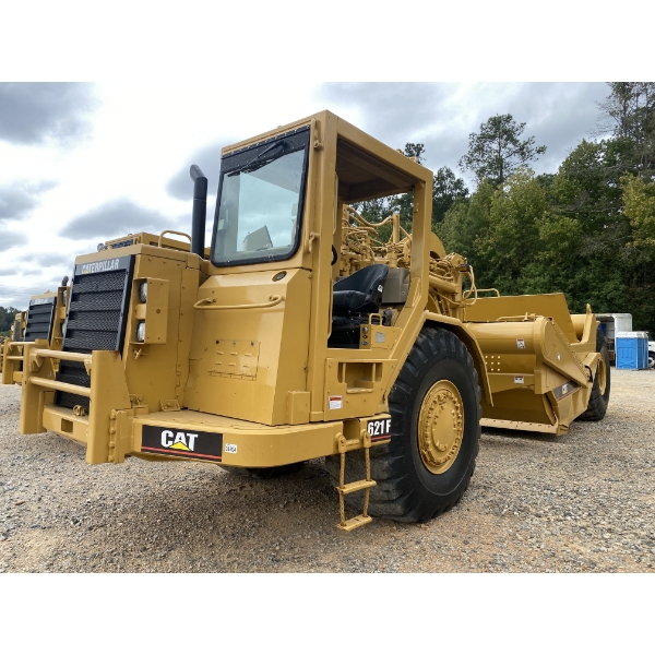 1998 CAT 621F Motor Scraper