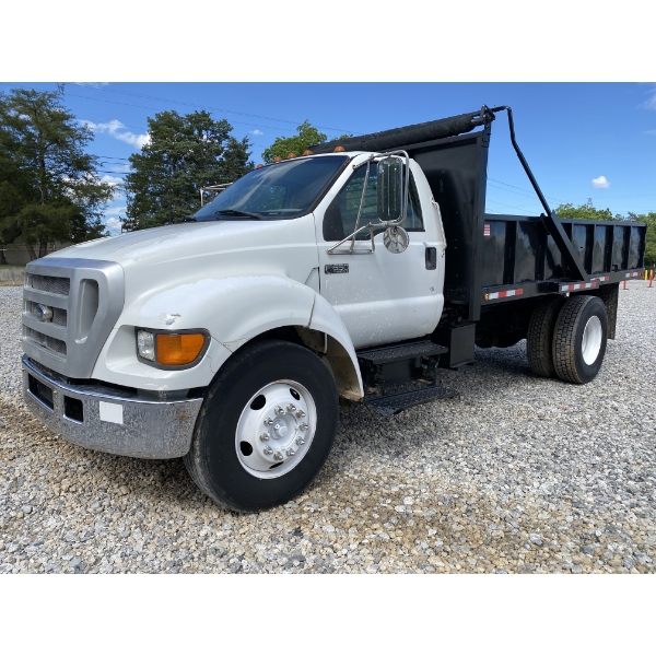 2004 FORD F650 Flatbed Dump Truck