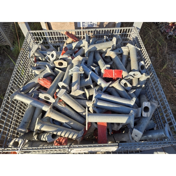 CUP LOCK 1 BOARD BRACKET Aerial Work Platform