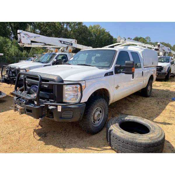 2016 FORD F250 XL Pickup Truck