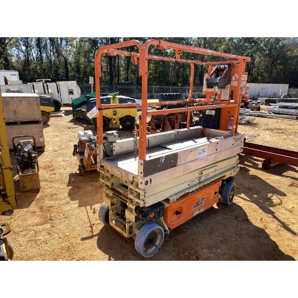 2014  1930ES Scissor Lift
