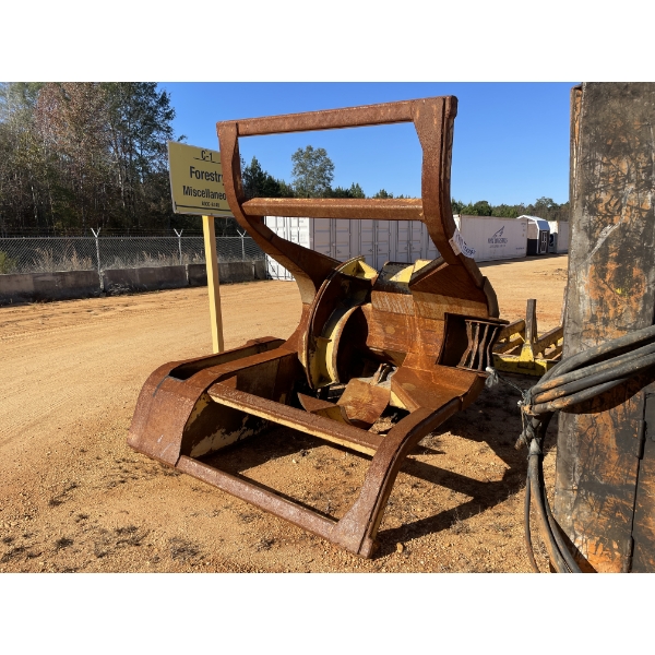DELIMBER, GROUND SAW, BOTTOM CLAMP