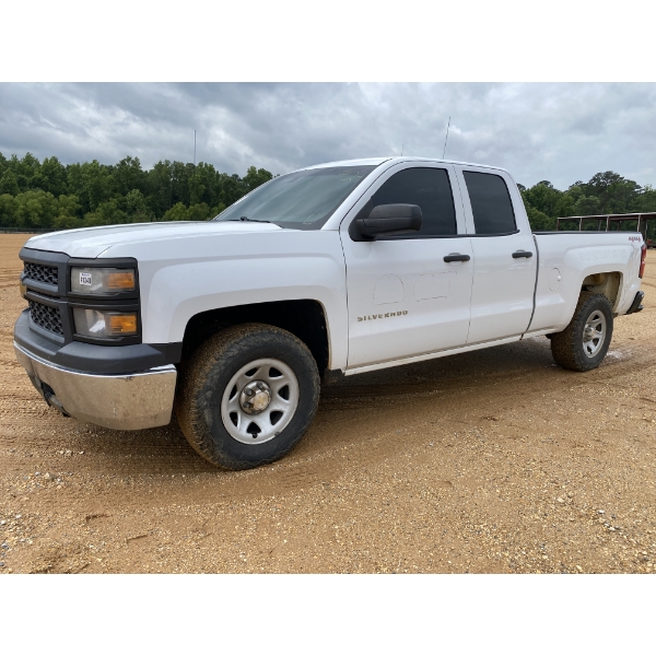 2015 CHEVROLET SILVERADO Pickup Truck