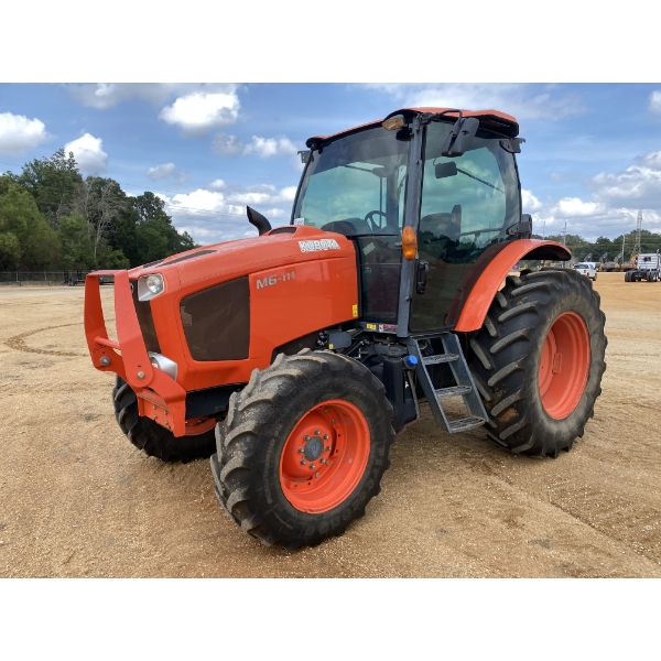 2017 KUBOTA M6-111 Farm Tractor
