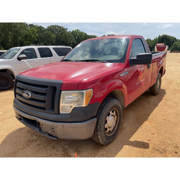 2011 FORD F150 XL Pickup Truck