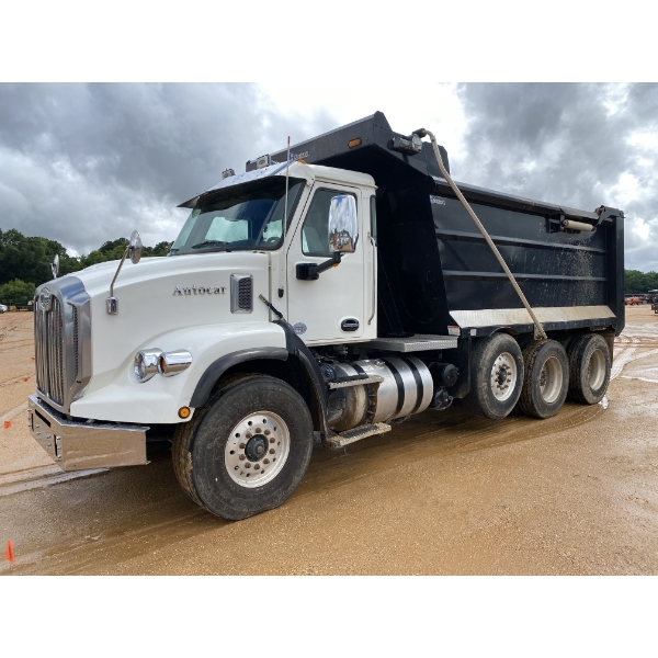 2022 AUTOCAR DC64 Dump Truck