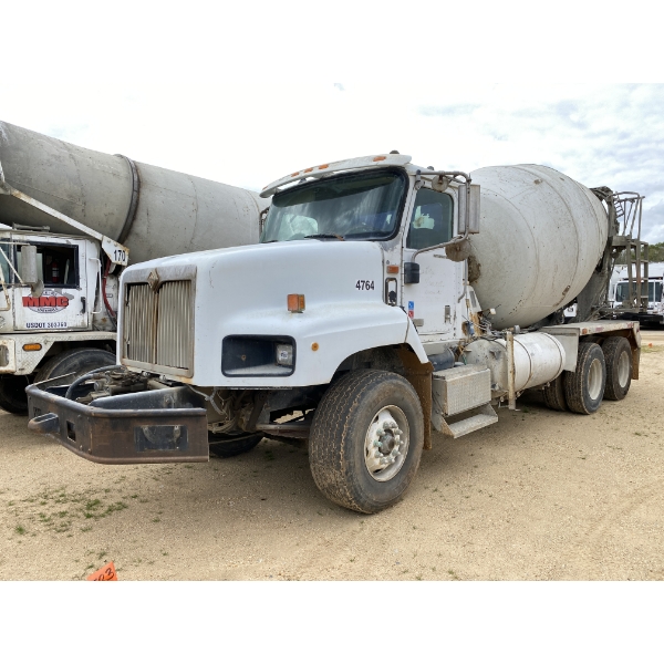 2004 INTERNATIONAL 5600i Concrete Mixer / Pump Truck