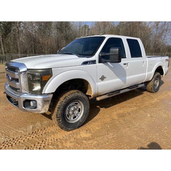 2012 FORD F250 LARIAT FX4 Pickup Truck