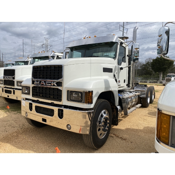 2026 MACK PI64T Day Cab Truck