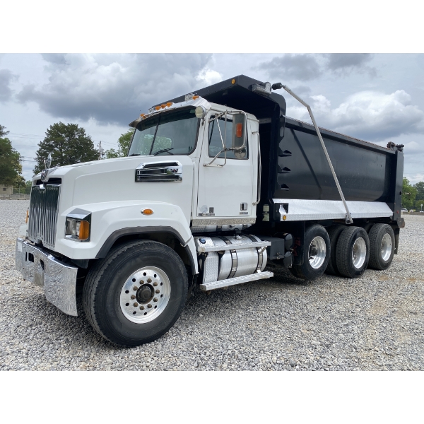 2015 WESTERN STAR 4700SF Dump Truck