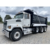 Image 1 : 2015 WESTERN STAR 4700SF Dump Truck