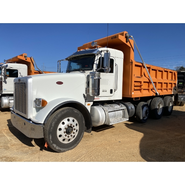 2017 PETERBILT 367 Dump Truck