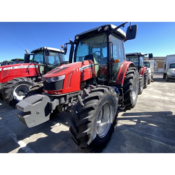 2016 MASSEY FERGUSON 5612 Farm Tractor