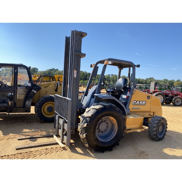 2015 CASE 588H ROUGH TERRAIN Forklift - Mast